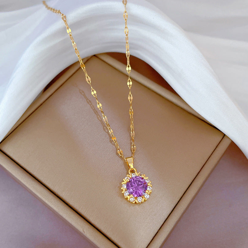 Collana di lusso in acciaio al titanio con design geometrico da donna, con strass a micro-pavé e catena geometrica regolabile