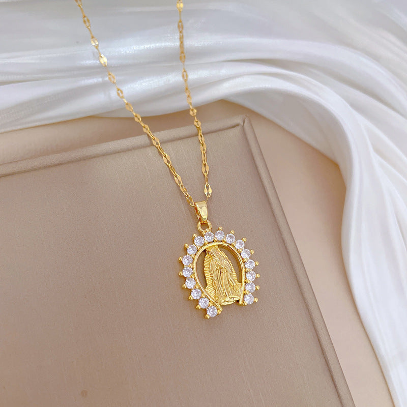 Collana con Ciondolo Minimalista a Forma di Luna in Acciaio Inox con Intarsio di Zirconi per Uomo e Donna