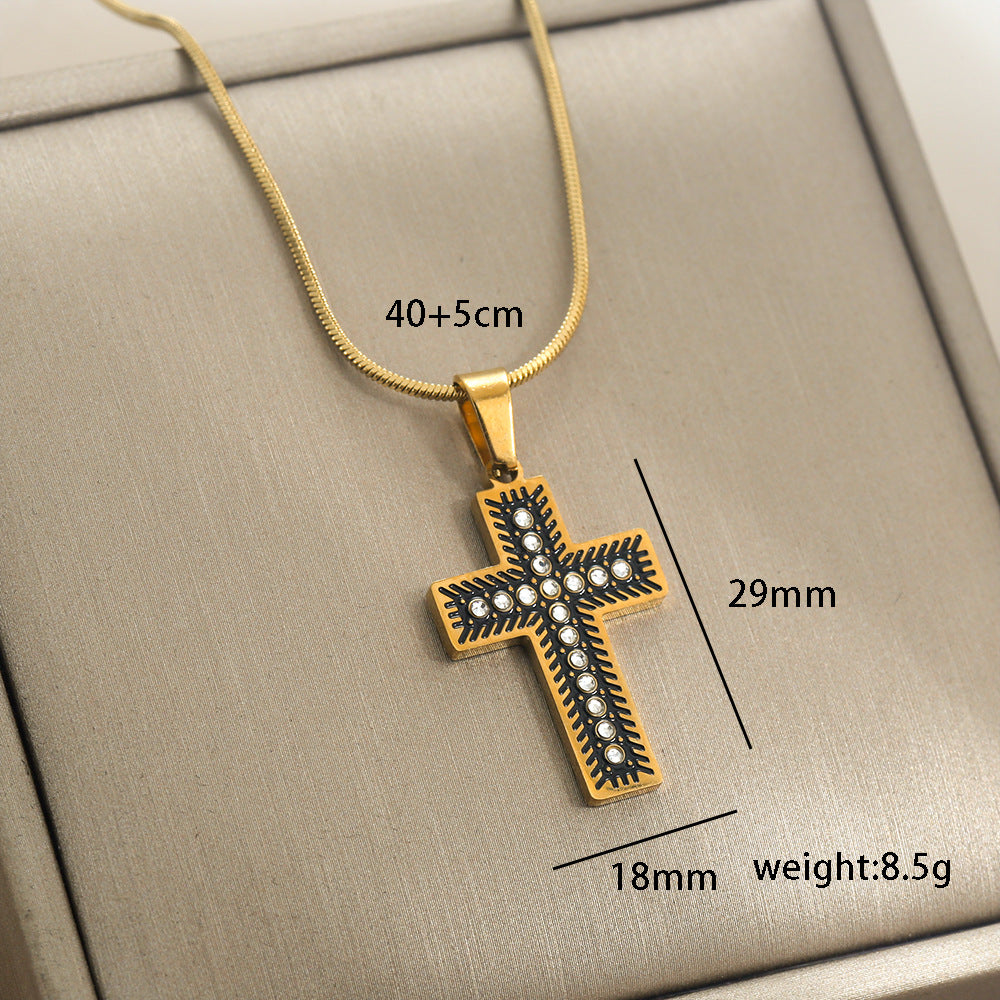 Collana con pendente a croce in stile vintage in acciaio inossidabile con intarsio di strass e placcatura in oro, unisex