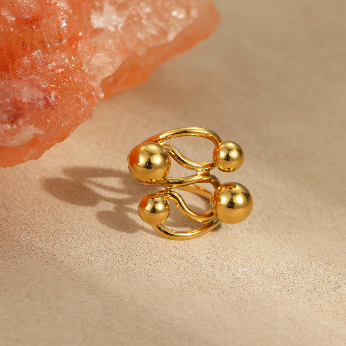 Anello Minimalista Geometrico in Acciaio Inossidabile da Donna con Design a Sfere Intrecciate, Anello alla Moda Elettroplaccato per Ufficio e Uso Quotidiano