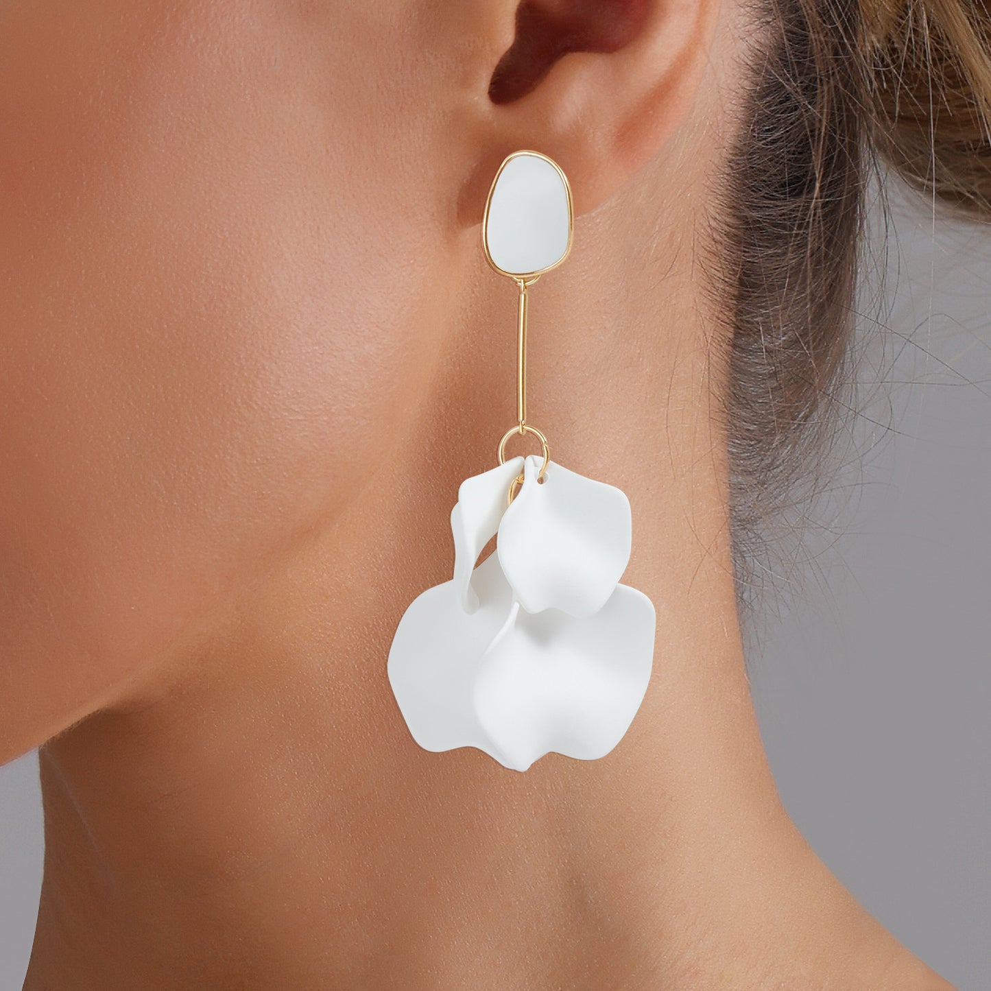 Vintage Floral Resin Stud Earrings for Women with Geometric Petal Shape and Plated Finish