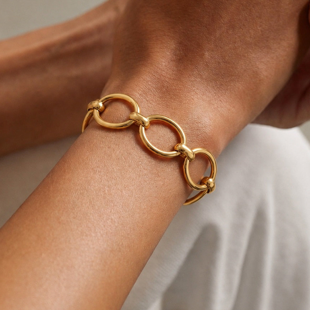 Hip-hop Luxury Geometric Rhinestone Inlaid Bamboo Joint PVD Stainless Steel Bracelet with OT Clasp
