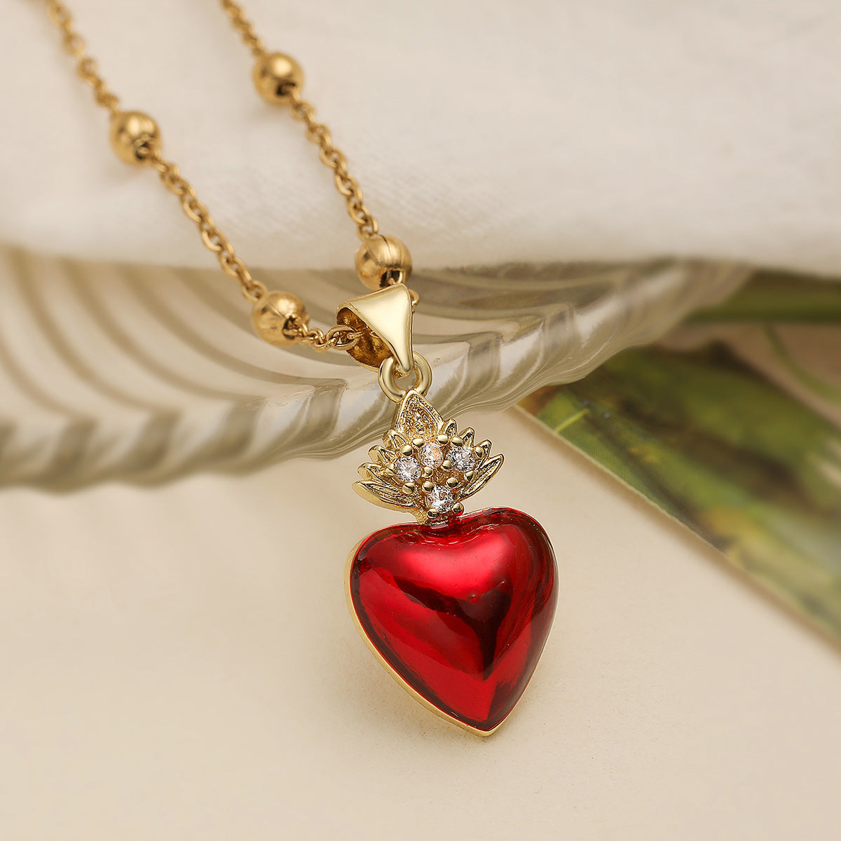 Collana con Ciondolo a Cuore Minimalista in Rame con Intarsio di Zirconi per Donna