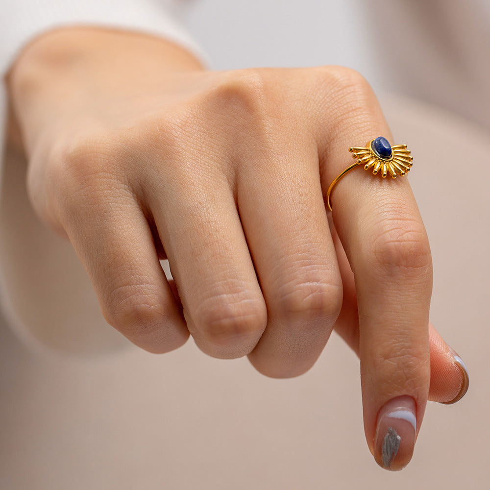 Anello da donna geometrico open-end ispirato a INS in acciaio inossidabile con placcatura in oro 18 carati e intarsio in lapislazzuli