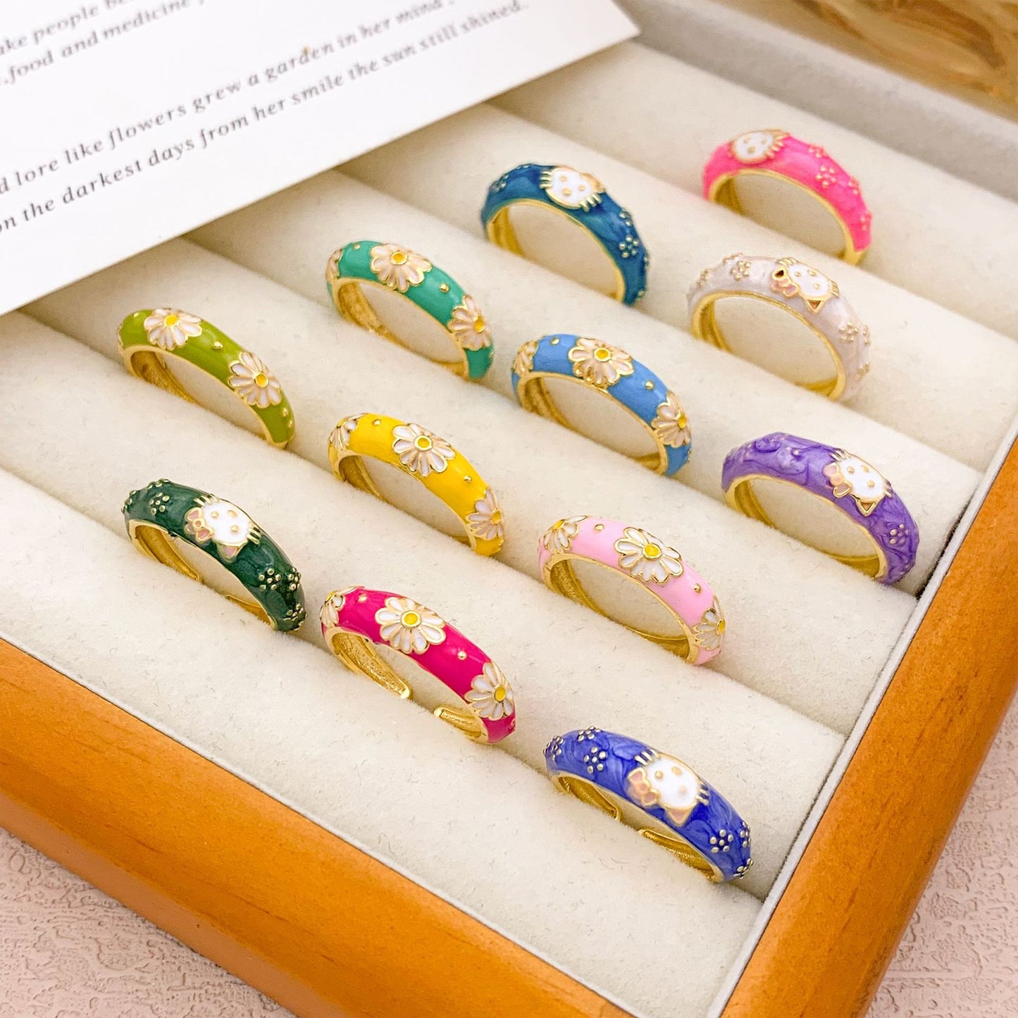 Sweet Floral Alloy Gold Plated Ring for Women