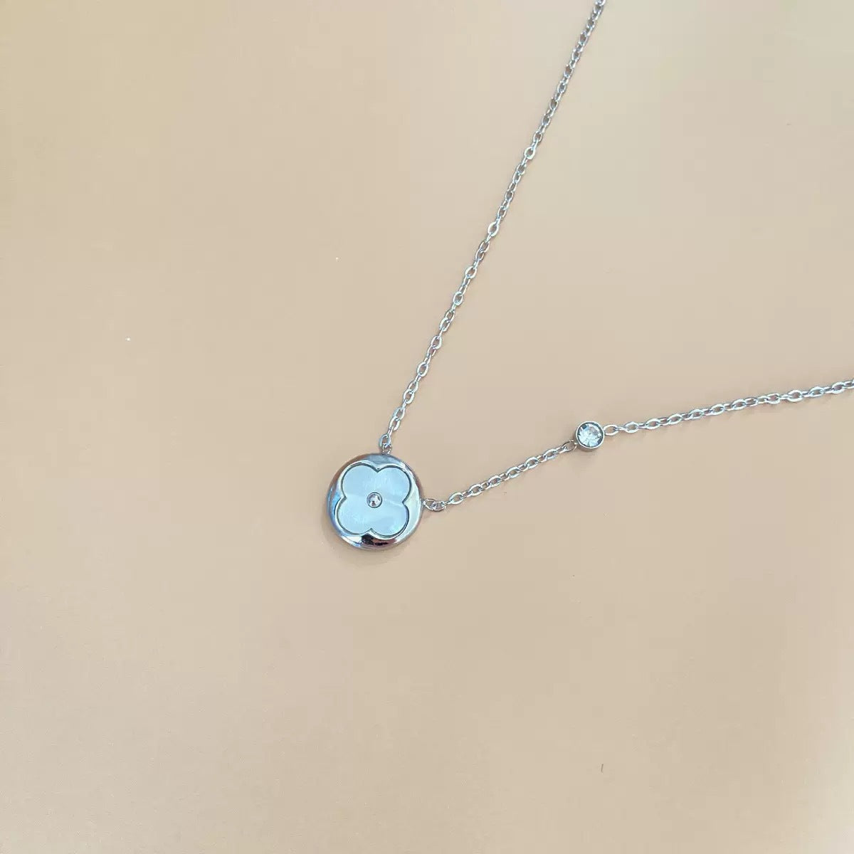 Four-leaf Clover Rhombus Titanium Steel Necklace with Rhinestone and Shell Inlay for Women