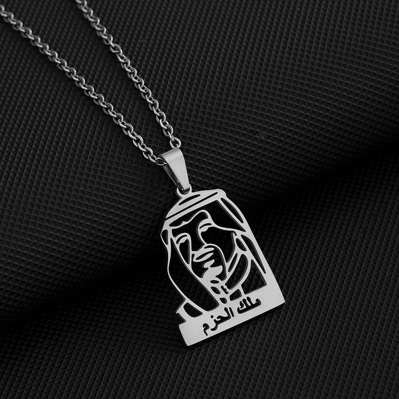Collar con Colgante Geométrico Étnico de Acero de Titanio con Acabado Chapado para Mujer Diseño de Cadena en O