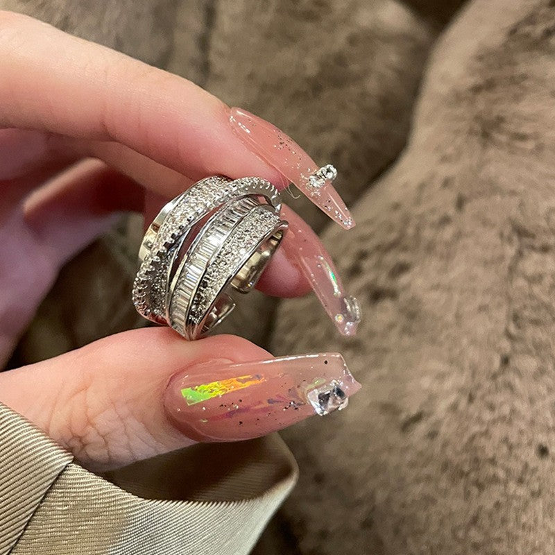 Anello elegante e geometrico ispirato alle perle con intarsio in zircone da donna, anello minimalista alla moda da dito indice, gioielli di lusso per le mani