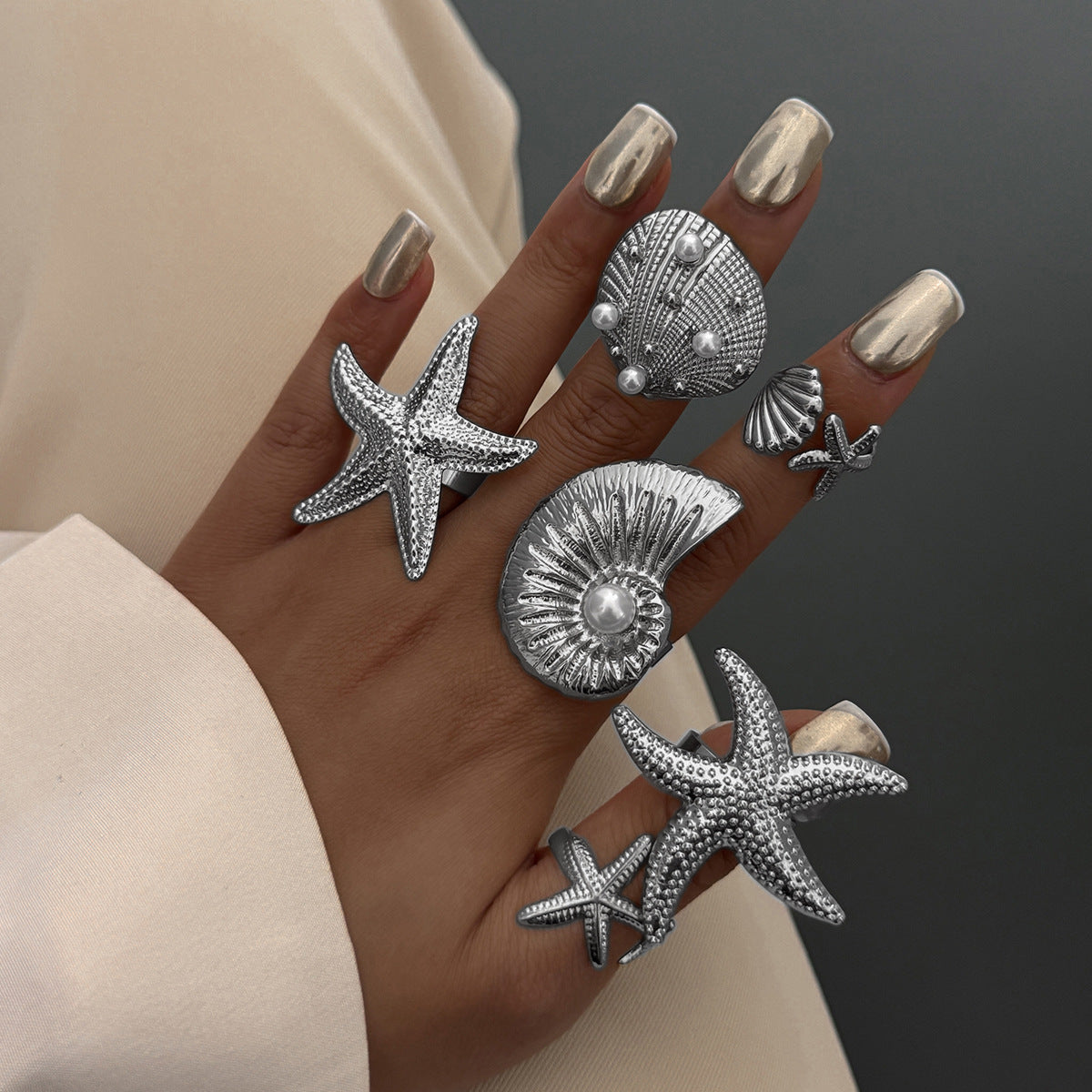 Tropical Starfish and Seashell Alloy Ring with Plated Finish for Women, Geometric and Animal-Shaped Statement Jewelry