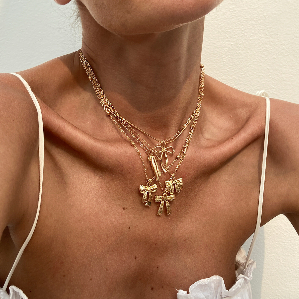 Hip-hop Minimalist Butterfly Alloy Plated Pendant Necklace Set for Women