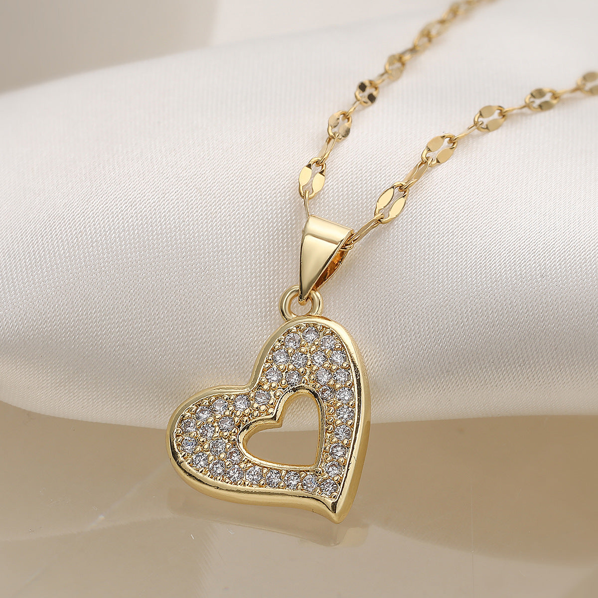 Minimalist Geometric Heart Brass Pendant Necklace for Women