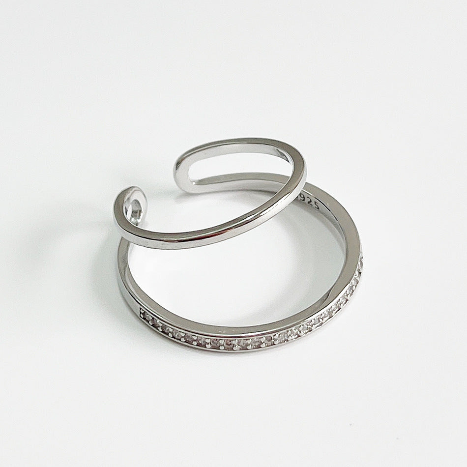 Orecchini Pendenti Minimalisti a Goccia Placcati Oro Bianco con Intarsi di Perle in Argento Sterling 925