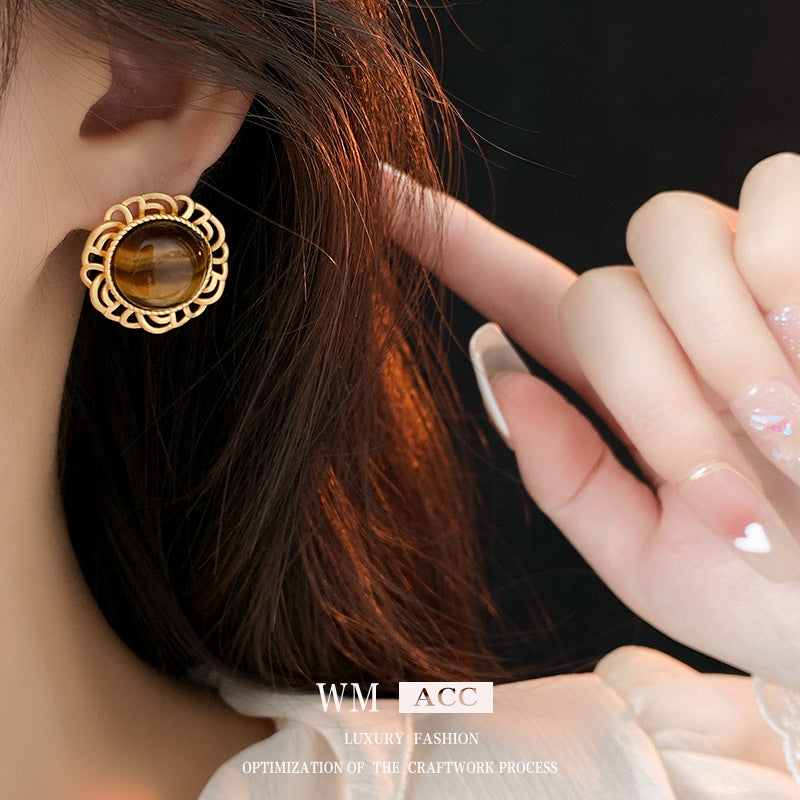 Minimalist Geometric Tiger Eye Stud Earrings in Alloy with Gold Plating for Women