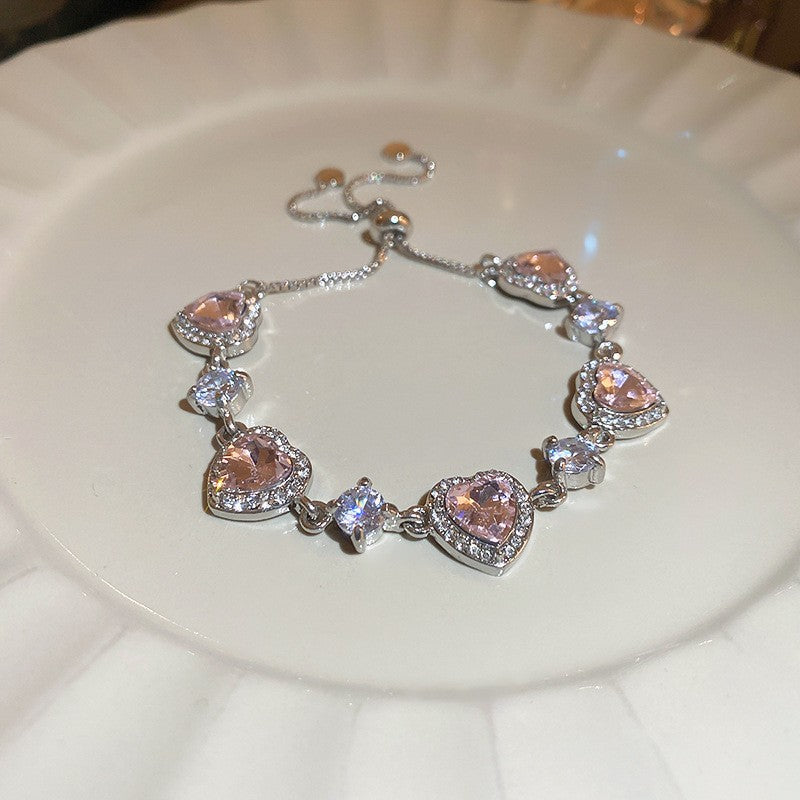 Elegant Heart-Shaped Gold-Plated Zirconia Bracelet for Women with Delicate Luxury Aesthetic