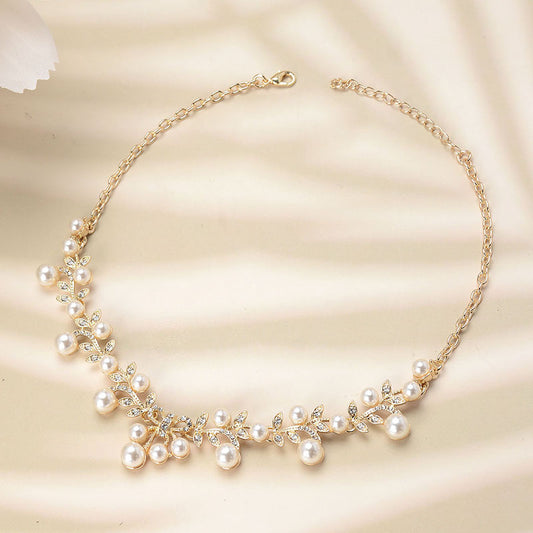 Set di collana con catena a serpente in lega placcata perla floreale bohémien e orecchini per le donne gioielli per feste di matrimonio