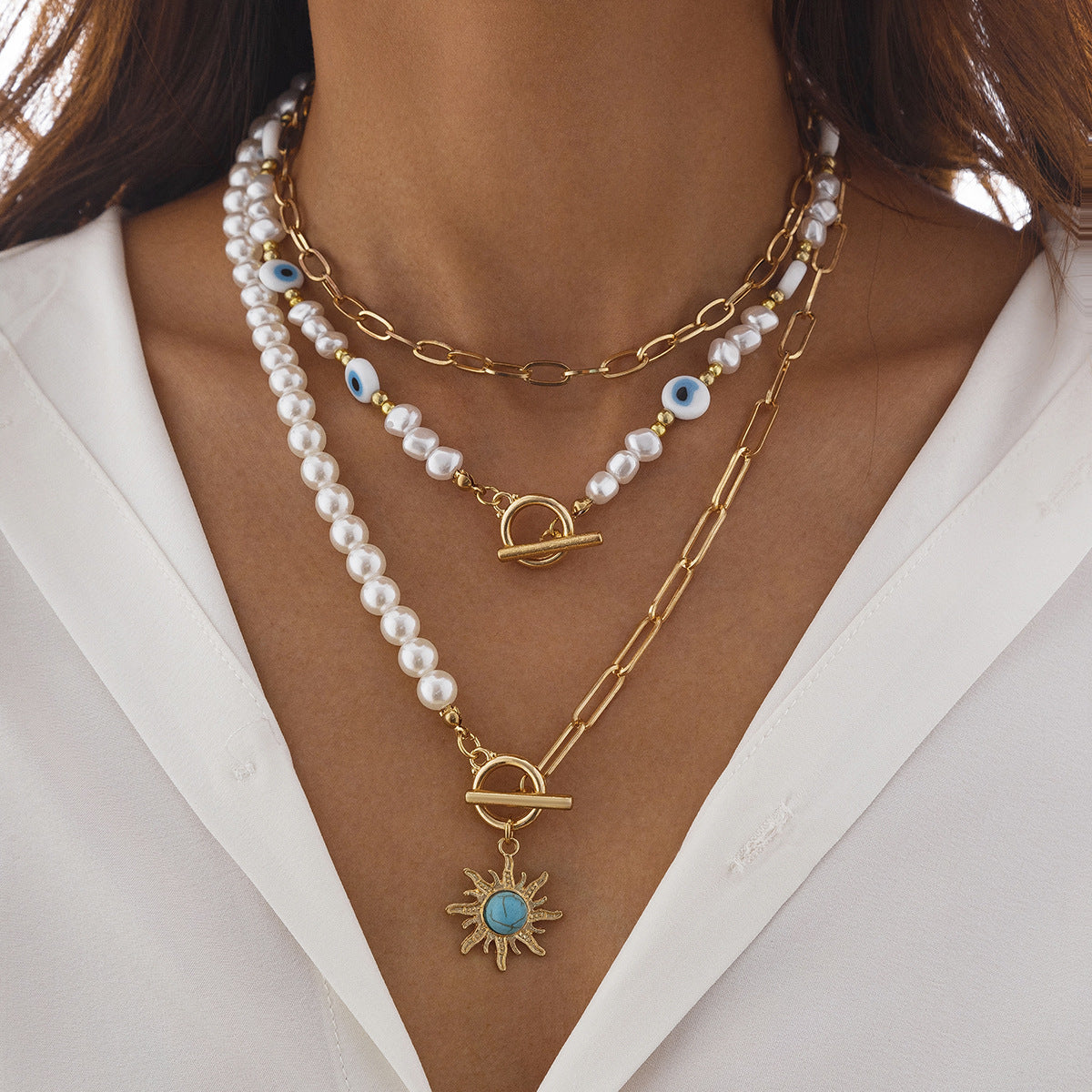 Collar con colgante vintage gótico de ojo turco con motivos solares, detalles de perlas irregulares y cadena de aleación multicapa con diseño geométrico