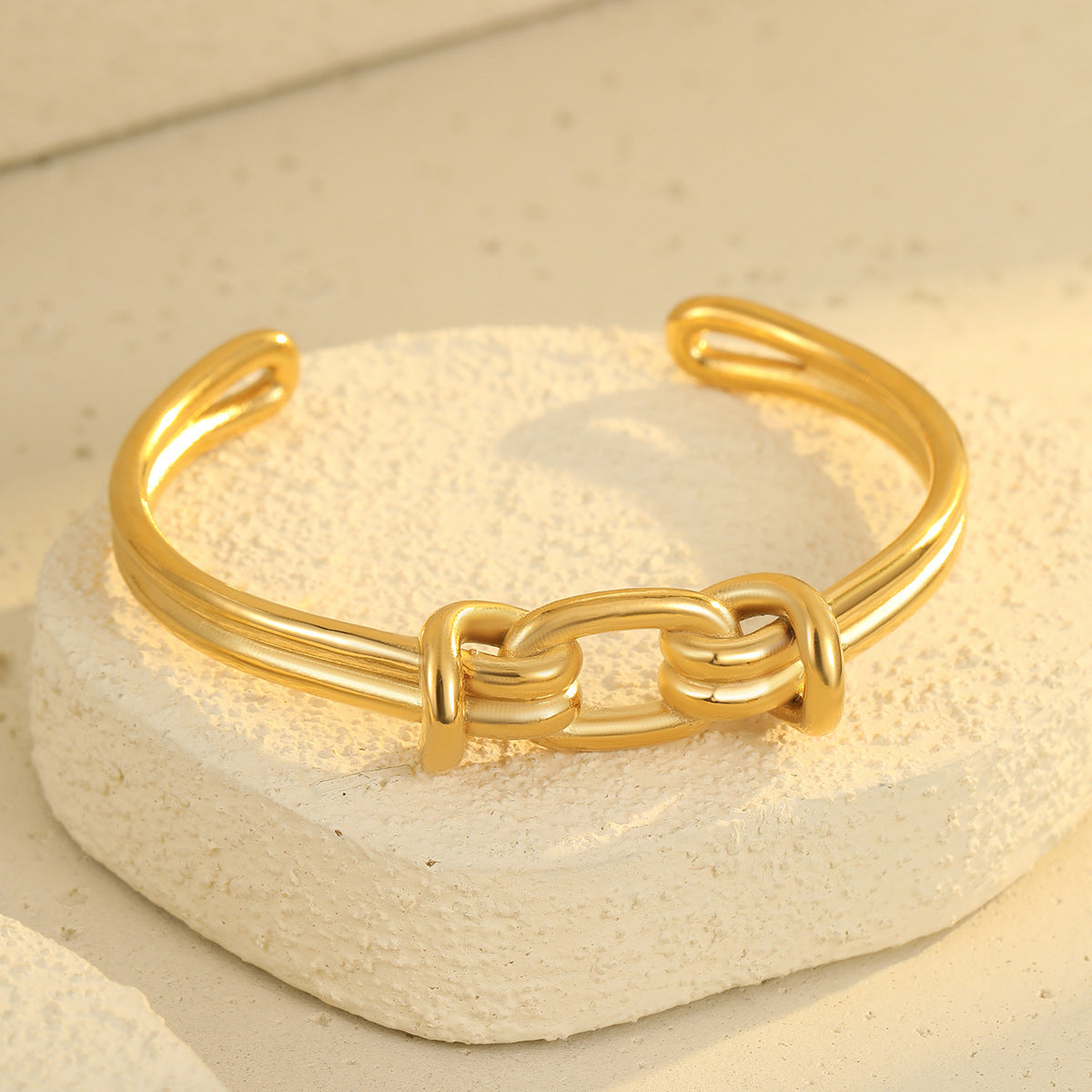 Bracciale da donna in acciaio di titanio con intarsi in strass, alla moda e geometrico