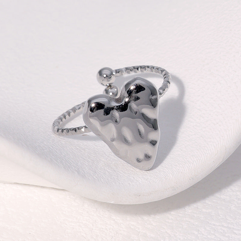 Fashion Minimalist 18K Gold Plated Heart Shape Stainless Steel Ring for Women