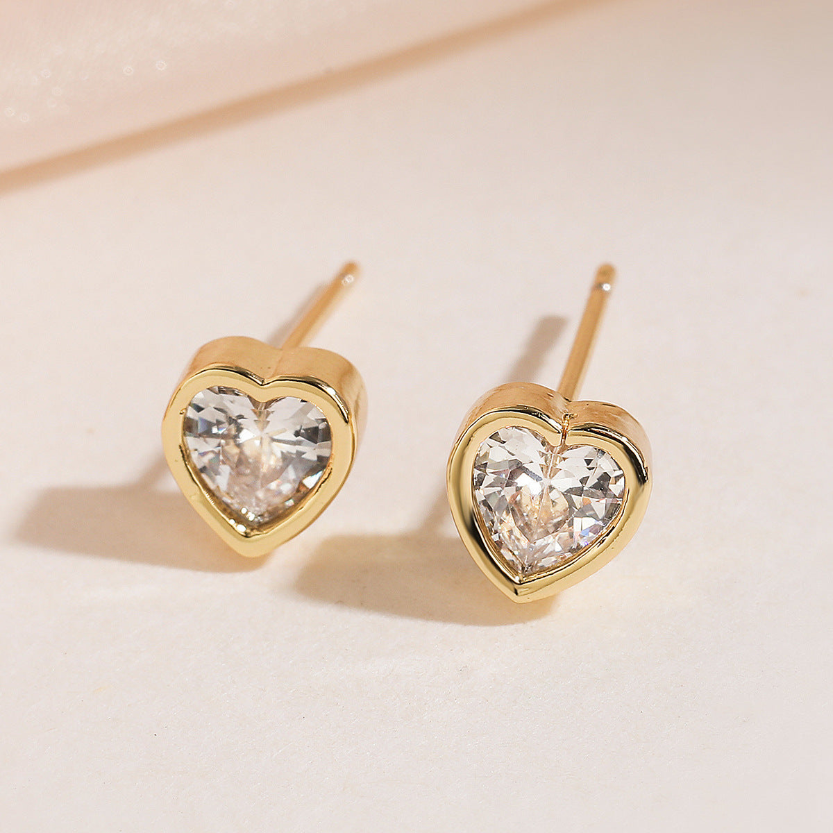 Minimalist Heart-Shaped Copper Earrings with 18K Gold Plating and Micro-Pave Zirconia for Women