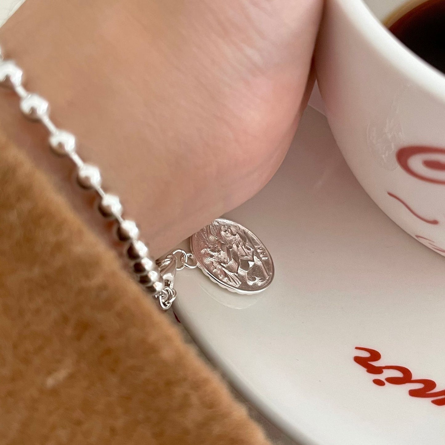 Minimalist Geometric Coin Bracelet in 925 Sterling Silver with Polished Beads