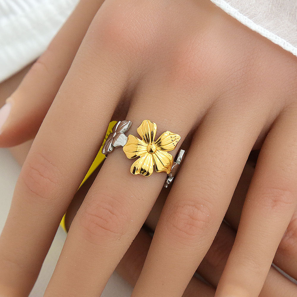 Anello aperto in acciaio inossidabile stile "Edgy Sweet" con motivo a croce e cuore, finitura placcata