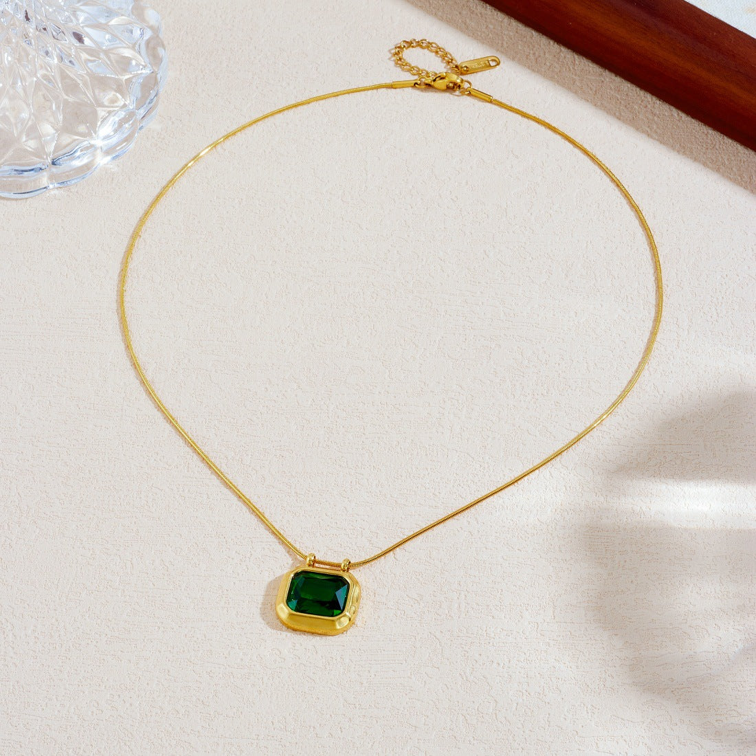 Vintage Geometric Square Round Rhinestone Inlay Gold Plated Stainless Steel Pendant Necklace with Snake Chain for Women