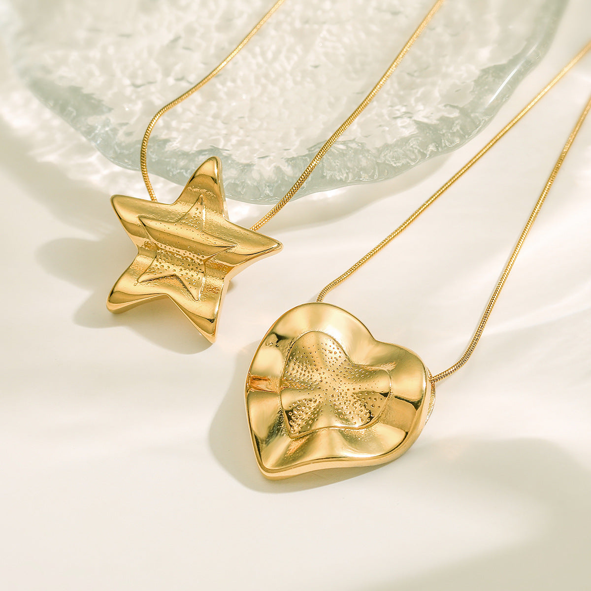 Minimalist Geometric Star and Heart Pendant Necklace for Women in Titanium Steel with 18K Gold Plating