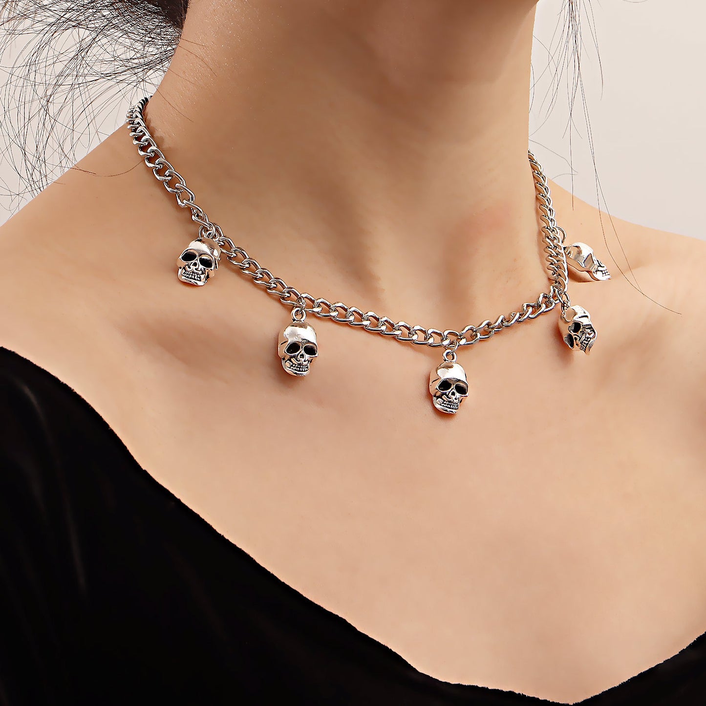Punk Style Skull Pendant Necklace for Women with Geometric Shape Alloy Construction and Plated Finish Locket Chain