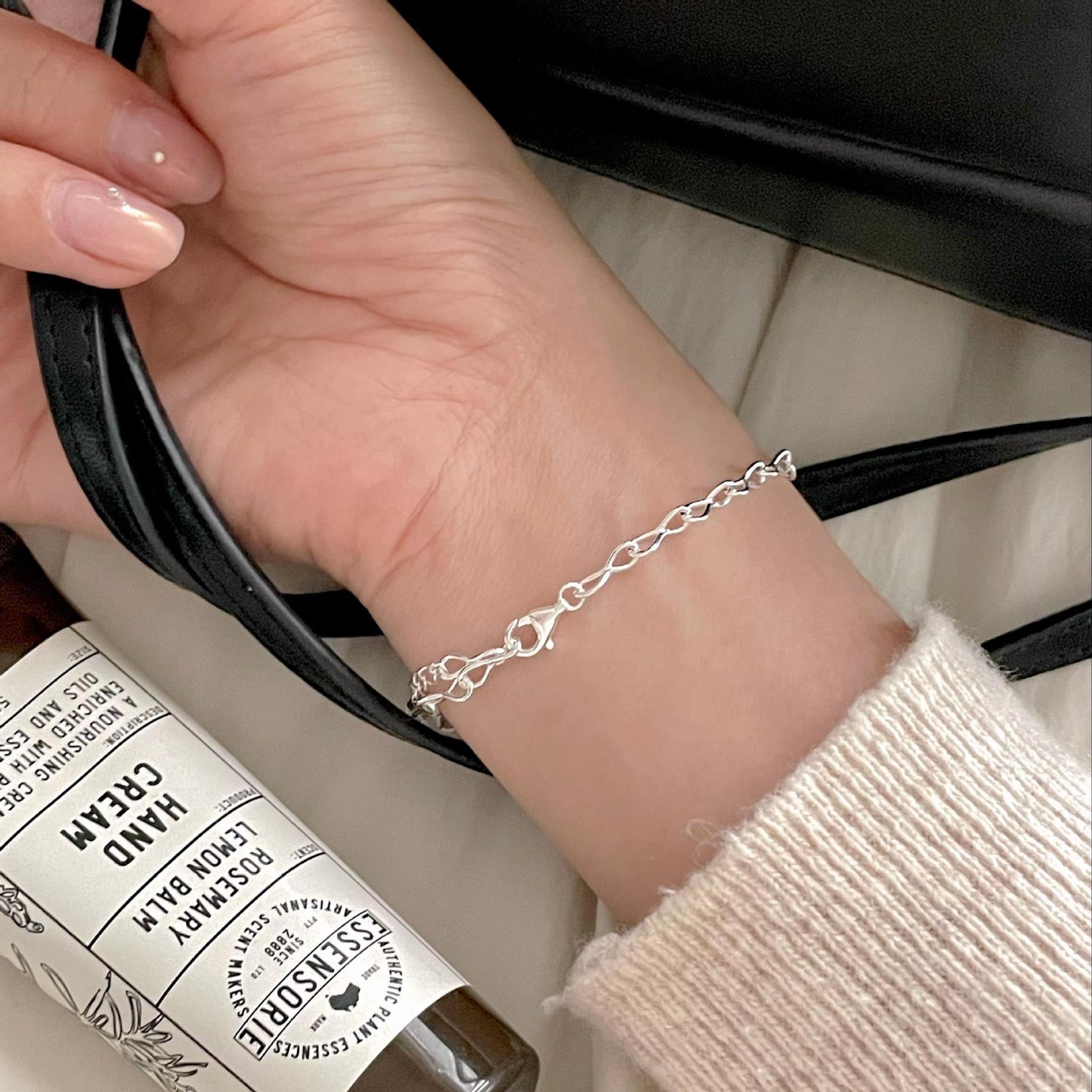Bracciale Minimalista Geometrico in Argento Sterling S925 con Zirconia Cubica