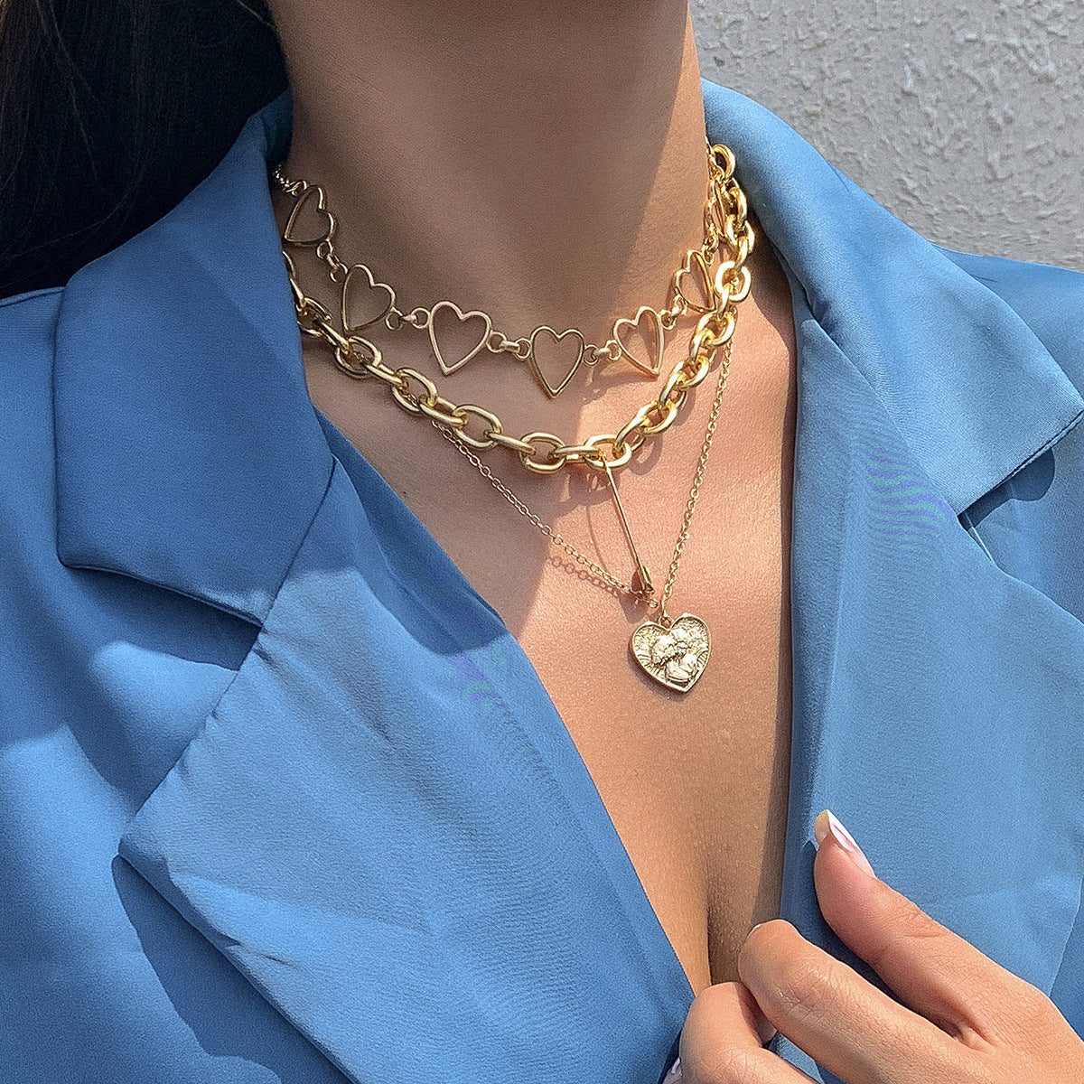 Vintage Style Heart-Shaped Alloy Pendant Necklace Set with Cross Chain and Tassel Accents for Women