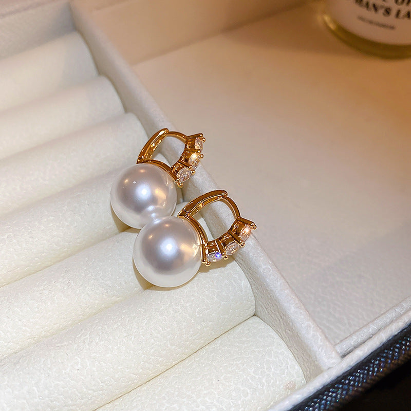 Eleganti Orecchini a Perno da Donna in Stile Francese Vintage con Zirconi Geometrici e Perle Imitazione