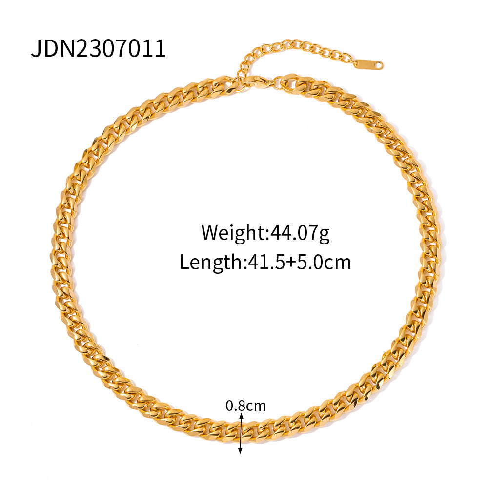Collar con Colgante Geométrico Minimalista de Acero Inoxidable con Baño de Oro y Cadena de Serpiente para Mujer