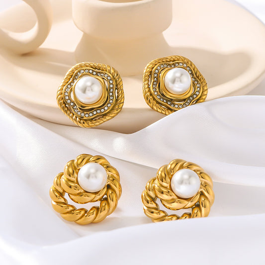 Orecchini a perno tondi vintage in acciaio inossidabile placcato oro con intarsio di perle e zirconi da donna