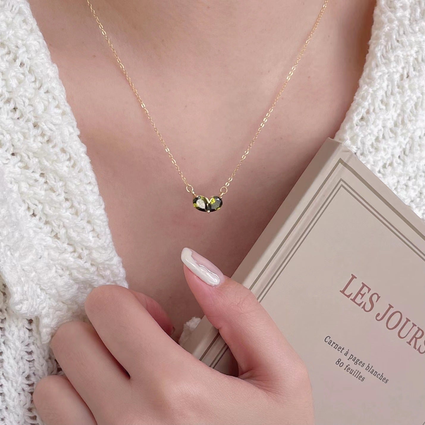 Geometric Triangle Pendant Necklace in 925 Sterling Silver with Knotted Chain