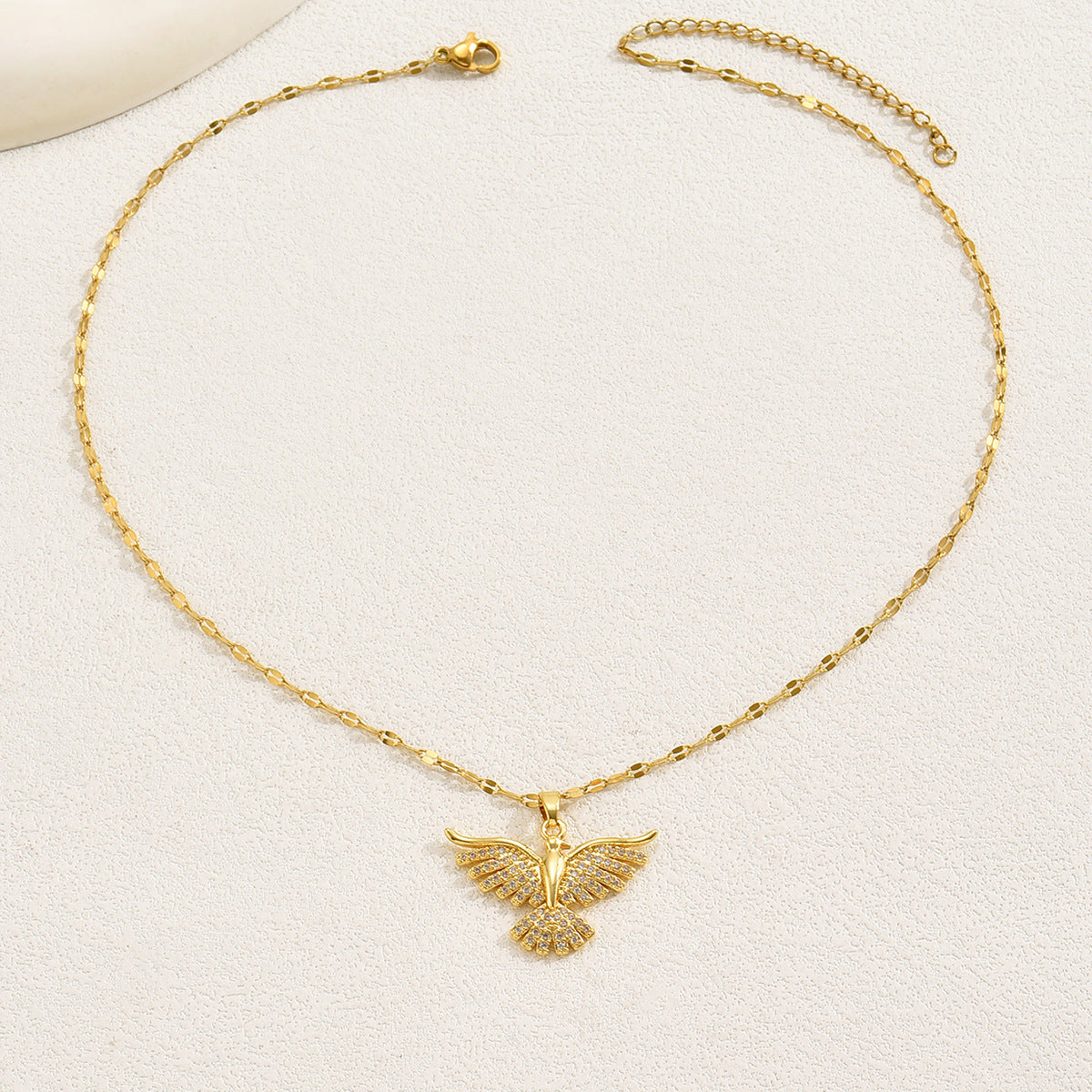Light Luxury Geometric Phoenix Pendant Necklace for Women with Cubic Zirconia Inlay on Copper Chain