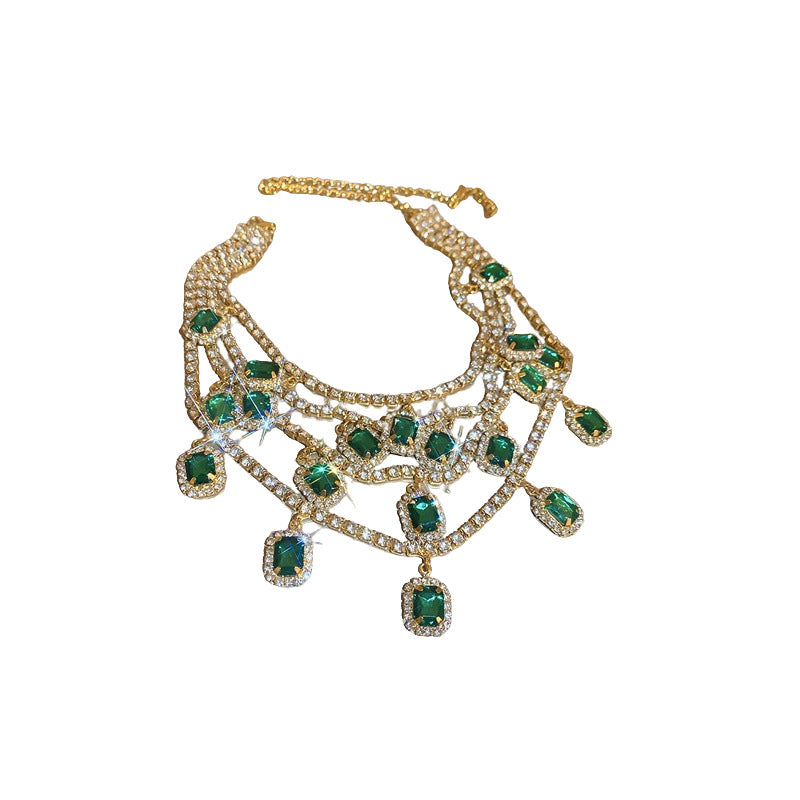 Vintage-Style Emerald Green Rhinestone-Embellished Tassel Pendant Necklace in Copper with Plated Finish for Women