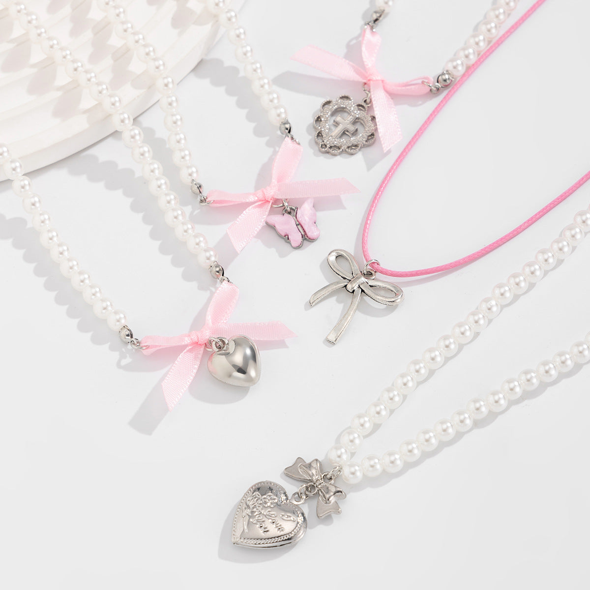 Sweet Heart Alloy and Pearl Pendant Necklace Multi-layer Beaded Choker for Women