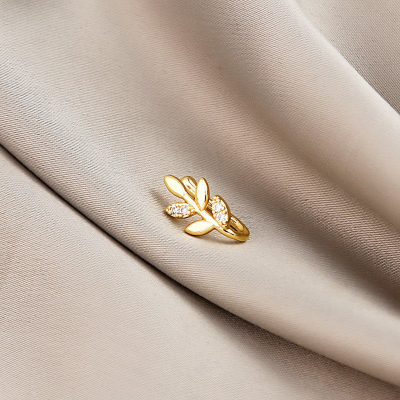 Minimalist Geometric U-Shaped Nose Clip Brass 18K Gold Plated Cubic Zirconia Adjustable Charm Bar