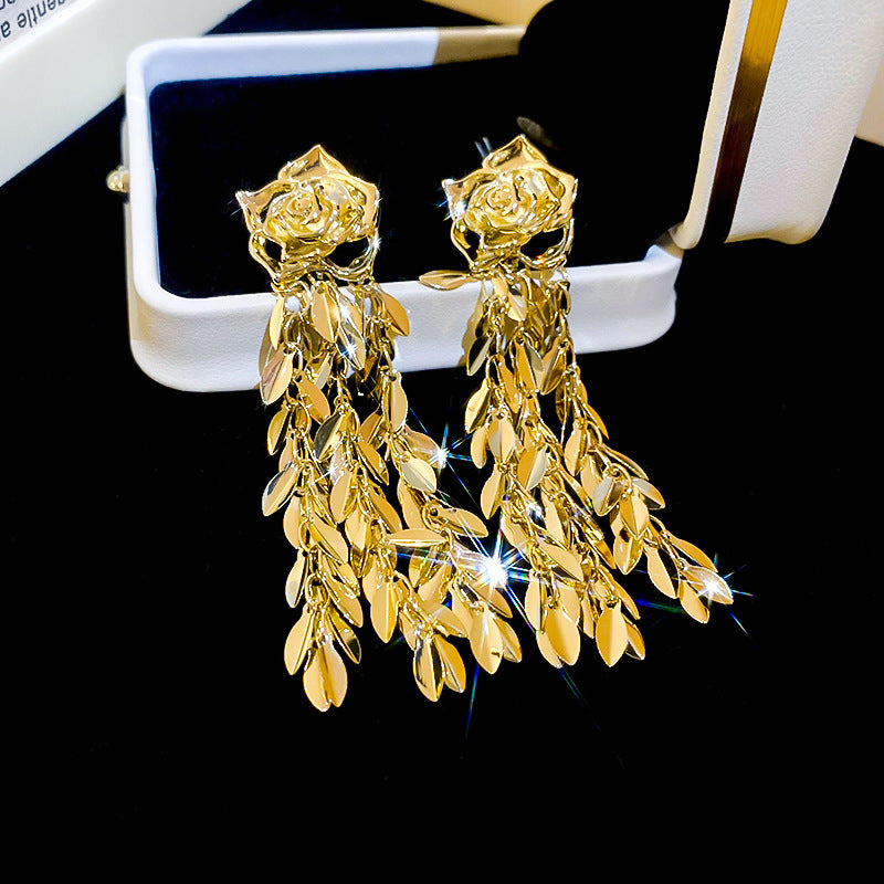 Pendientes Chic de Borla Floral para Mujer con Postes de Plata de Ley 925 y Base de Cobre Bañado