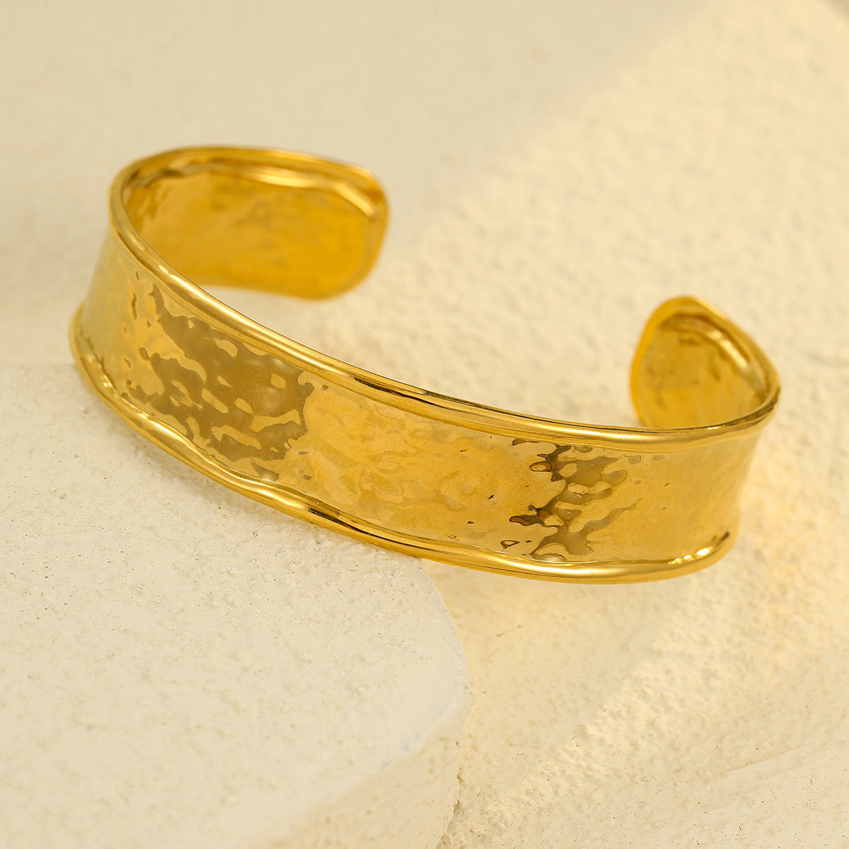 Bracciale in acciaio inossidabile a maglie larghe, stile minimalista di tendenza, con finitura placcata per donna