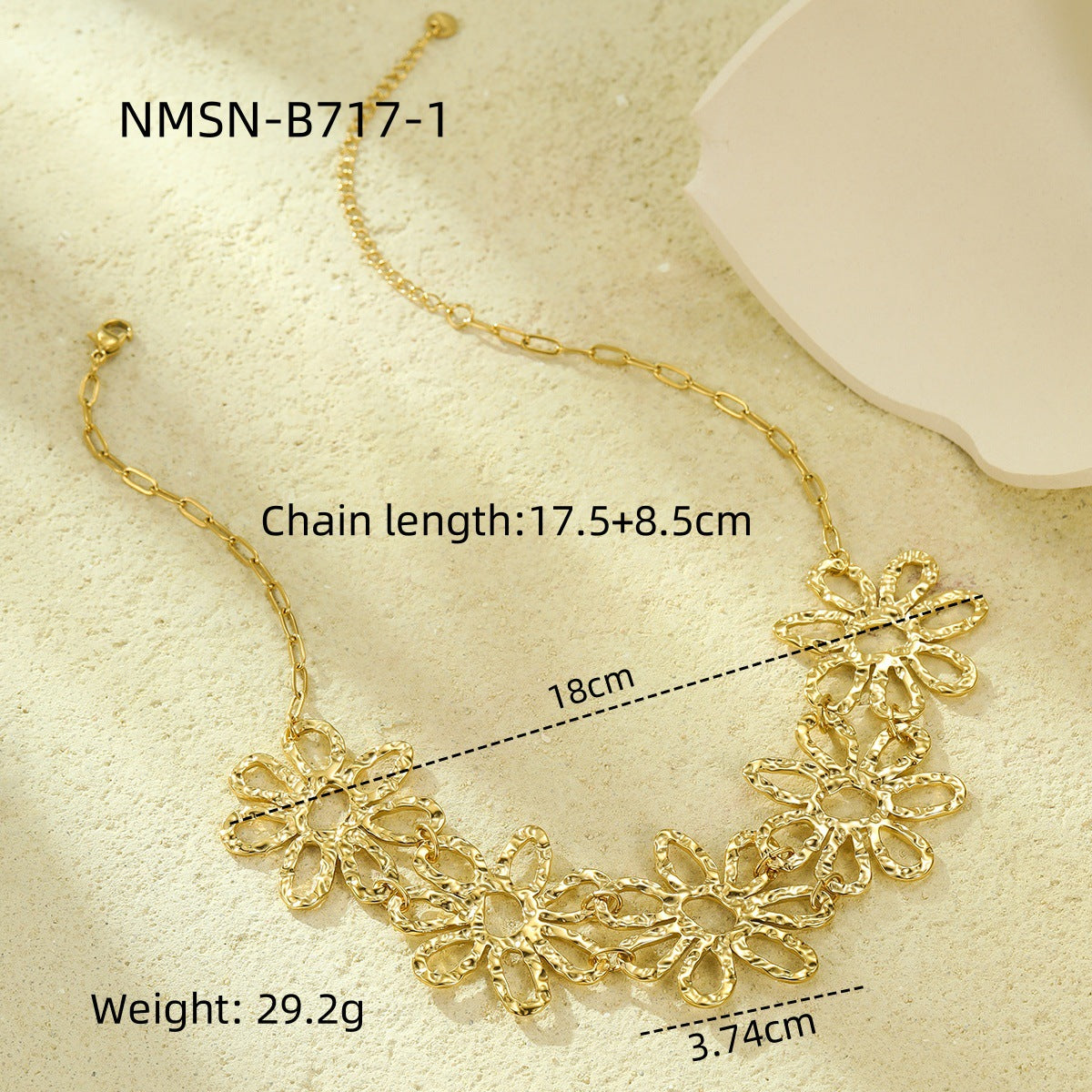 Collana alla clavicola floreale di tendenza con ciondolo geometrico in acciaio inossidabile con finitura galvanica per donna