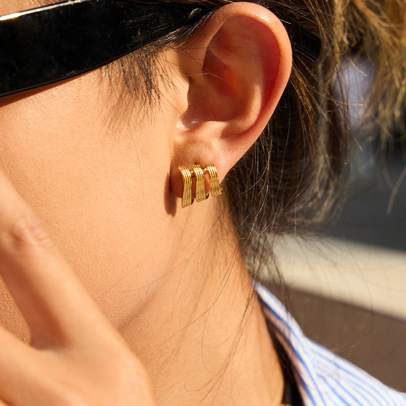 Pendientes de rosca de acero inoxidable geométricos con acabado chapado para mujer, aretes de lujo minimalistas