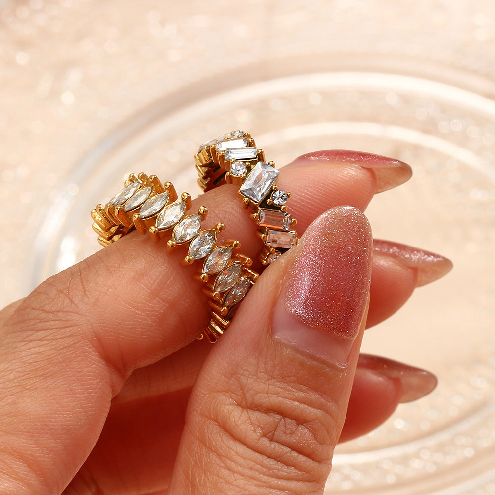 Fashionable Geometric Stainless Steel Ring with Rhinestone Inlay for Women, Electroplated Elegant Hand Jewelry