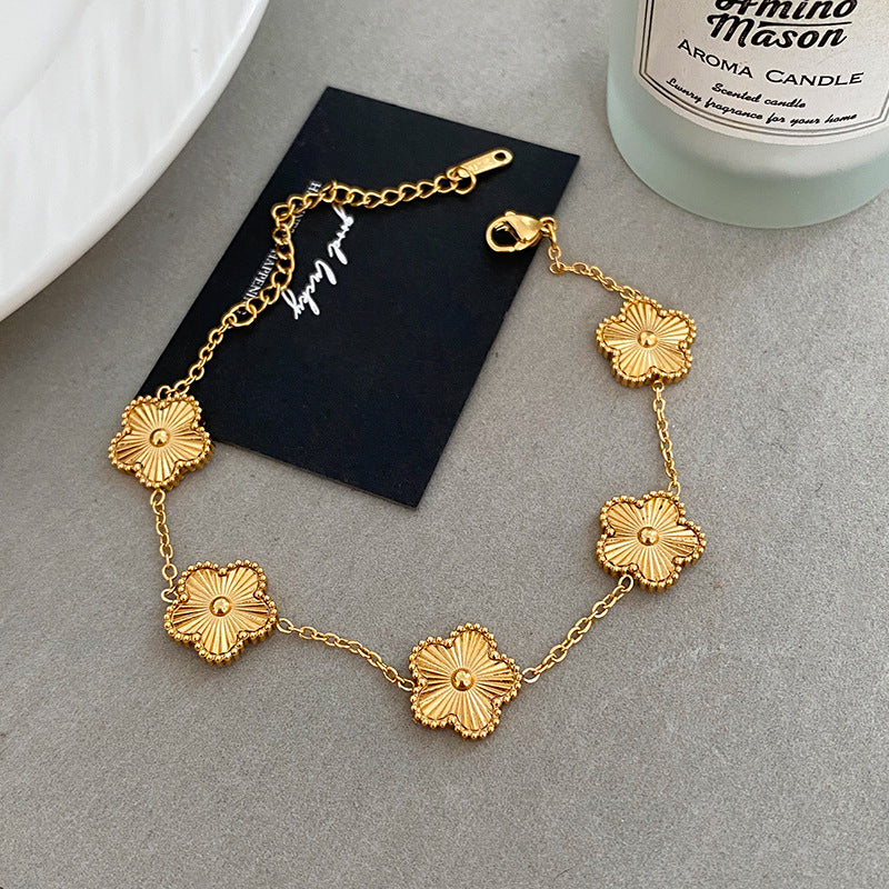 Luxury Gold Plated Laser Floral Titanium Steel Necklace for Unisex