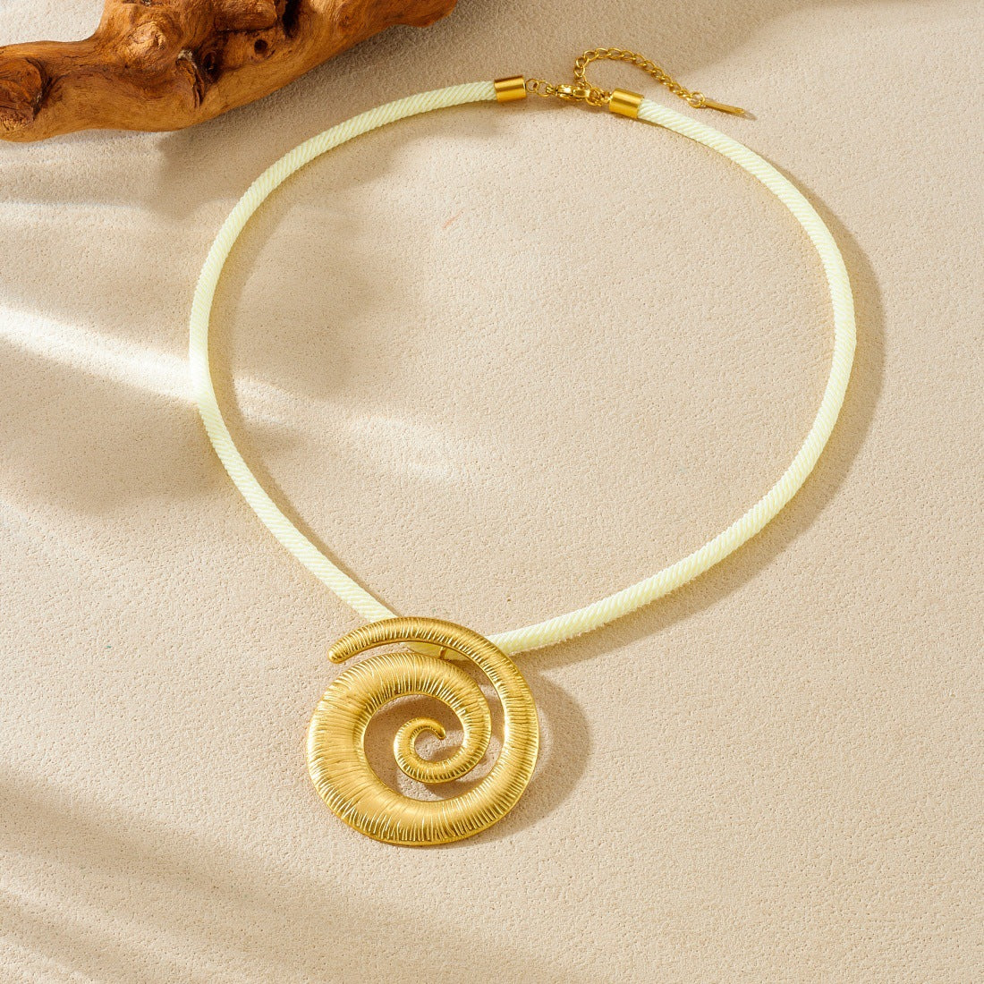 Trendy Exaggerated Spiral Shell Sun Pendant Gold Plated Stainless Steel Necklace for Women