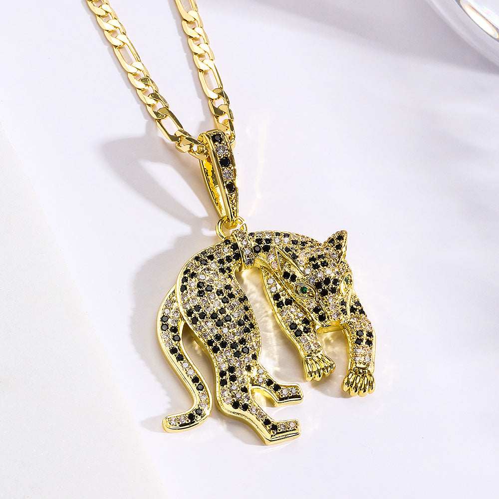 Collana con Pendente a Leopardo in Stile Punk in Rame con Placcatura in Oro Vero e Intarsio di Zirconi per Donne