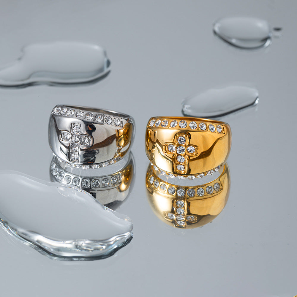 Anillo de cruz geométrico de moda chapado en oro de 18 quilates de acero inoxidable con incrustaciones de diamantes de imitación para mujer