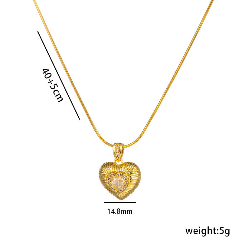 Ins Style 18K Gold Plated Heart Pendant Necklace with Emerald Zircon Inlay on Titanium Steel Snake Chain