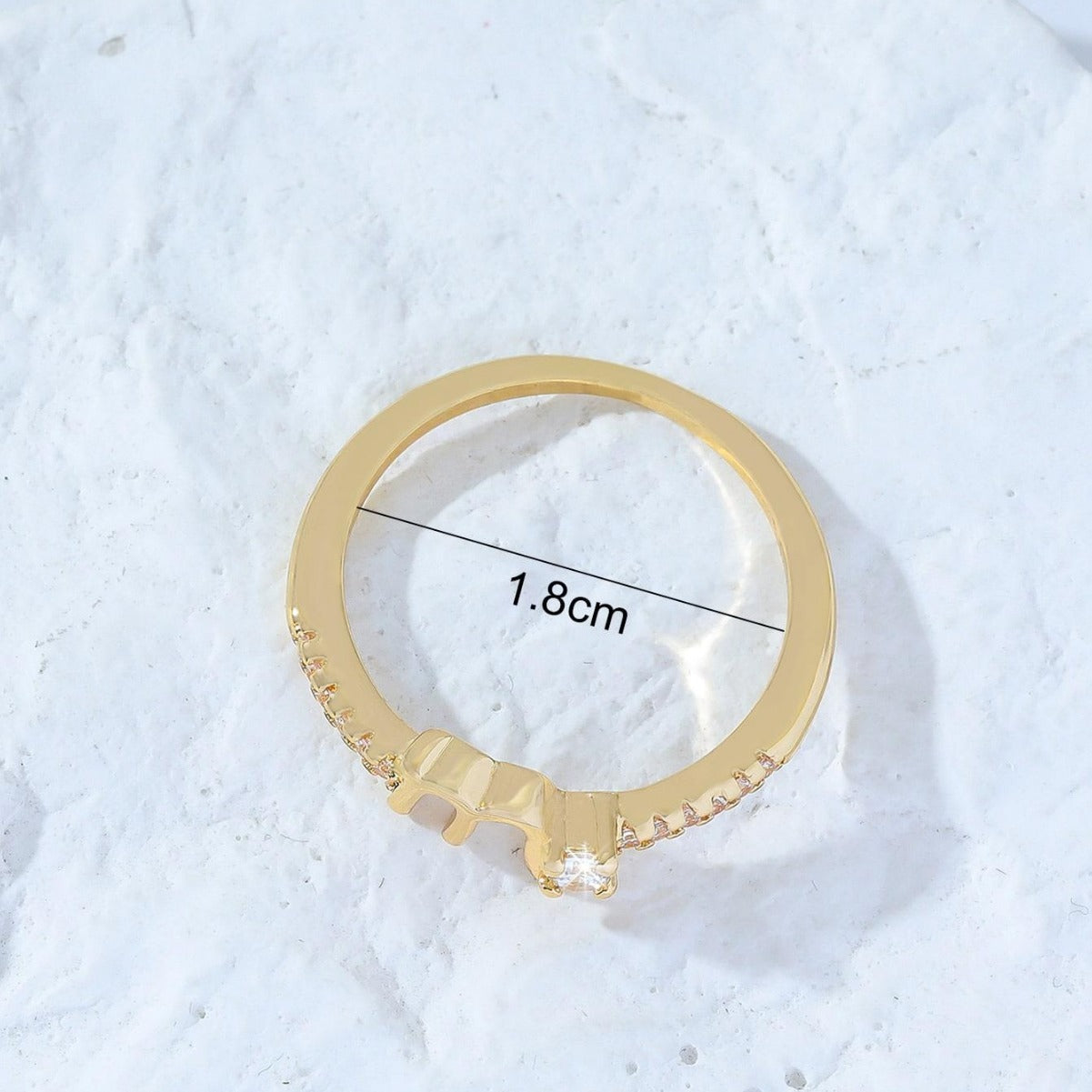 Anillo de cobre minimalista geométrico en forma de U para mujer con incrustaciones de circonitas, banda abierta ajustable
