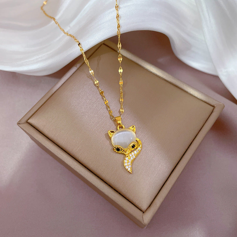 Exotic Style Fox Pendant Necklace for Women with Titanium Steel Chain and Rhinestone Inlay in Geometric Shape
